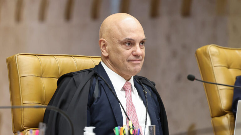 AGU reforça pedido para arquivar ação da Rumble e Trump Media contra Moraes agu-reforca-pedido-para-arquivar-acao-da-rumble-e-trump-media-contra-moraes