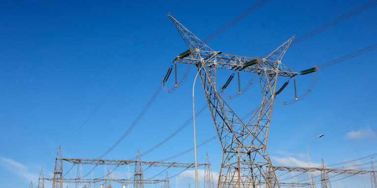 Consumidores poderão escolher fornecedores de energia a partir de 2027 consumidores-poderao-escolher-fornecedores-de-energia-a-partir-de-2027
