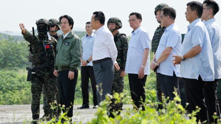 Taiwan prepara força de drones para atacar tropas chinesas em caso de guerra taiwan-prepara-forca-de-drones-para-atacar-tropas-chinesas-em-caso-de-guerra