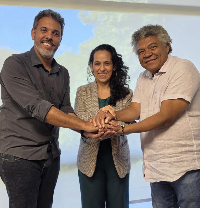 ex-prefeita-de-urucuca,-fernanda-silva,-declara-apoio-a-rafa-de-hildecio