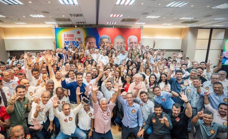 medrado-participa-de-encontro-de-jeronimo-com-mais-de-330-prefeitos-em-salvador