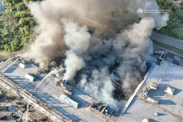 Ataque com drones e mísseis a shopping na Ucrânia mata 15 e fere 130 ataque-com-drones-e-misseis-a-shopping-na-ucrania-mata-15-e-fere-130