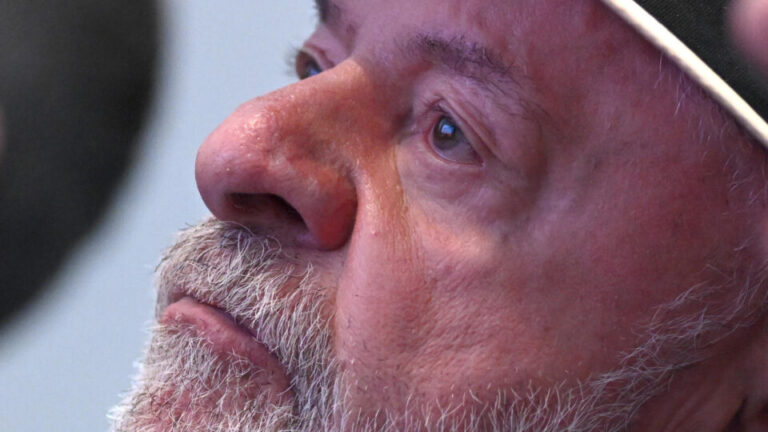 lula-sugere-a-trump-tomar-um-trago-com-xi-jinping-e-putin-para-negociar-a-paz