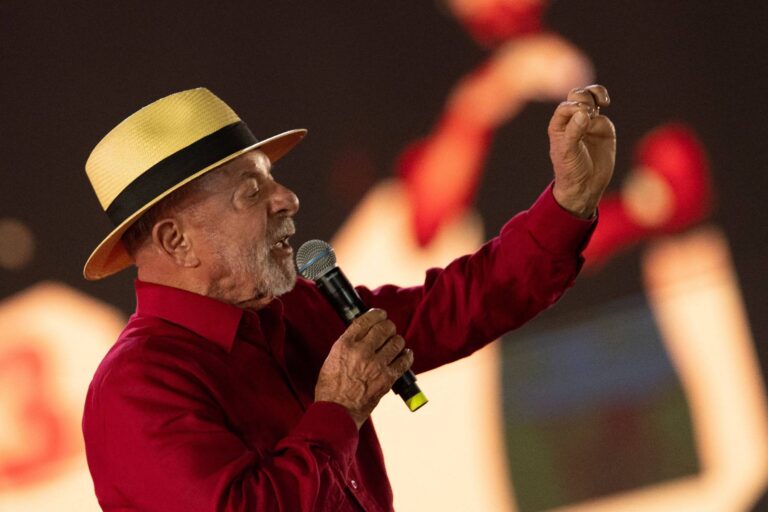 lula-diz-que-sugeriu-a-trump-encontro-com-xi-e-putin-em-resort-na-florida