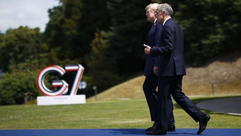 trump-escala-guerra-comercial-com-o-canada,-com-tarifa-de-50%-sobre-automoveis
