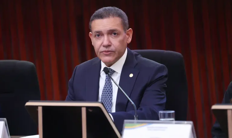 presidente-do-tse-conclama-eleitores-a-comparecerem-as-urnas
