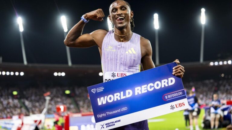 brasileiro-alison-dos-santos-quebra-recorde-mundial-e-faz-historia-nos-400m-com-barreiras