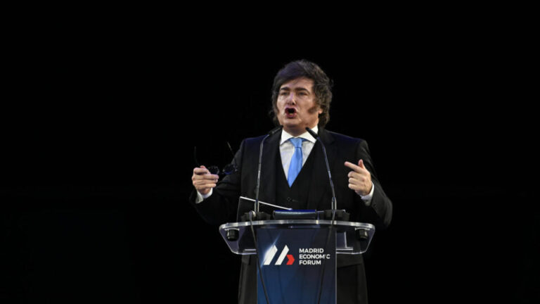 reino-unido-rebate-comentario-de-trump-sobre-malvinas;-milei-comemora