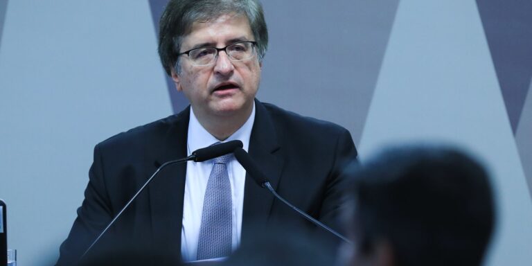 pgr-pede-que-stf-anule-investigacao-de-conversa-entre-vorcaro-e-moraes