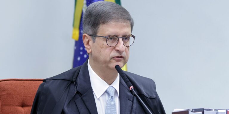 PGR pede anulação de investigação sobre conversas de Moraes e Vorcaro pgr-pede-anulacao-de-investigacao-sobre-conversas-de-moraes-e-vorcaro