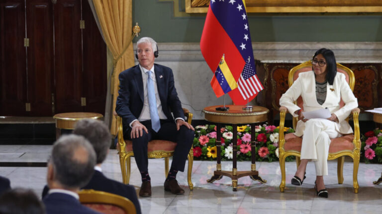 por-que-a-oposicao-da-venezuela-esta-criticando-o-acordo-de-petroleo-entre-trump-e-o-chavismo