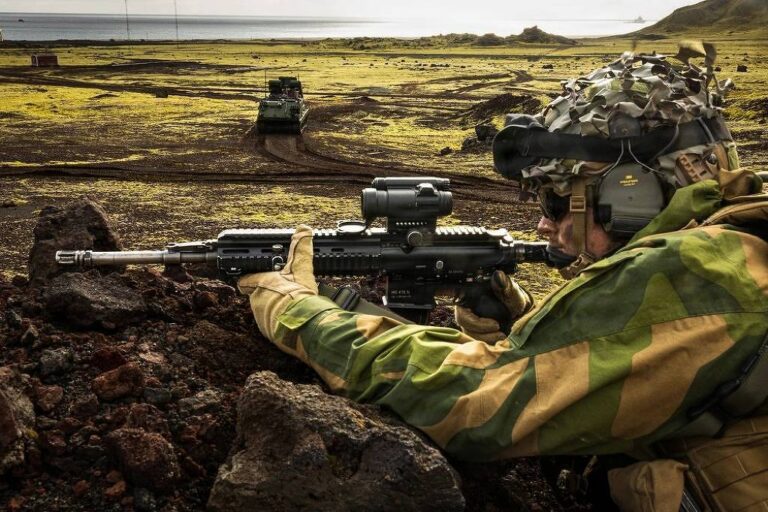 manobra-militar-da-otan-leva-crise-com-a-russia-para-o-artico