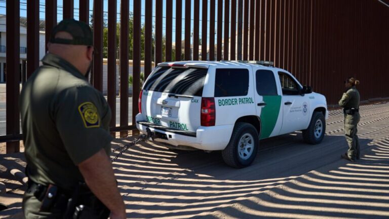 EUA usam armas a laser para derrubar drones de cartéis na fronteira com o México eua-usam-armas-a-laser-para-derrubar-drones-de-carteis-na-fronteira-com-o-mexico