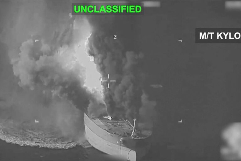 ira-diz-ter-atacado-porta-avioes-dos-eua-em-retaliacao-a-petroleiros-atingidos