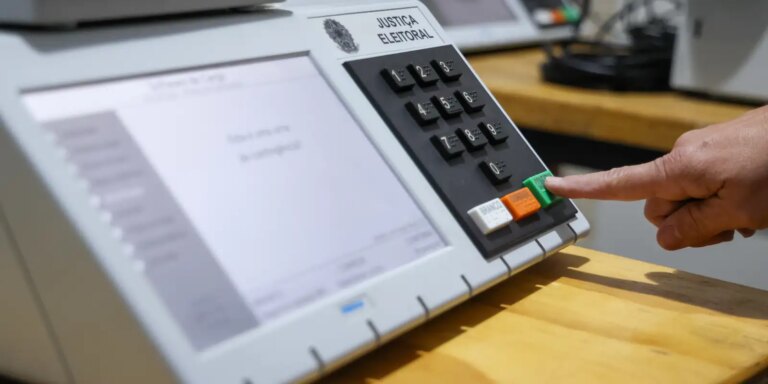 eleicoes-de-2026-terao-numero-recorde-de-eleitores-com-deficiencia