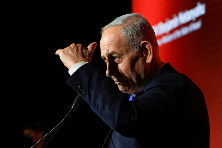 netanyahu-foi-avisado-sobre-7-de-outubro,-diz-jornal,-e-oposicao-pressiona-premie
