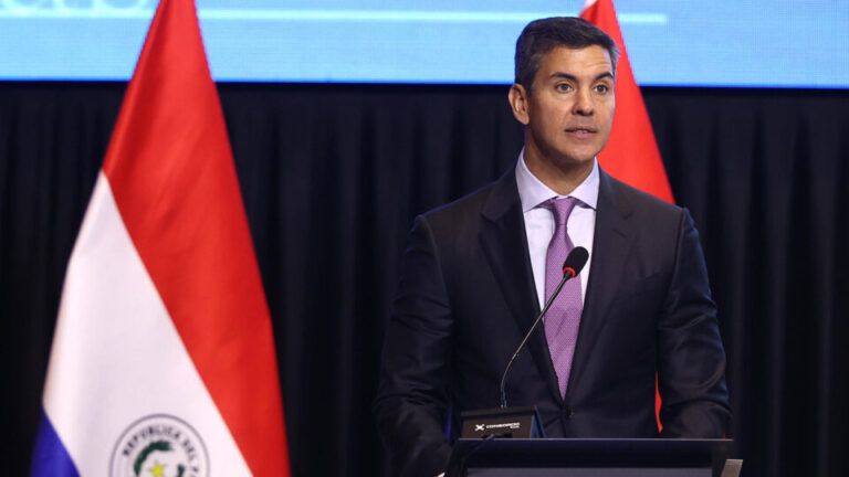 presidente-do-paraguai-convida-empresarios-brasileiros-a-investir-no-pais