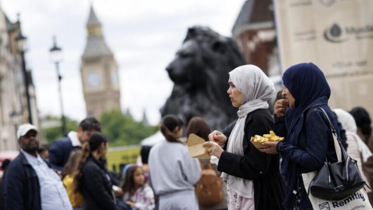 escolas-islamicas-avancam-no-sistema-publico-de-ensino-do-reino-unido