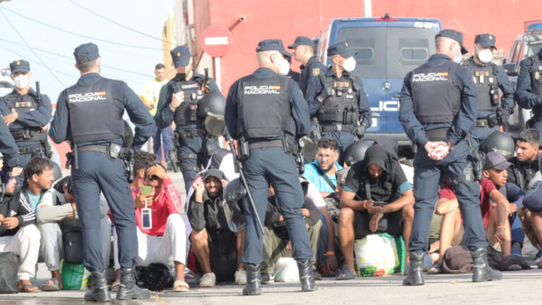 Ceuta registra rápido aumento de denúncias de agressão sexual após invasão de imigrantes ceuta-registra-rapido-aumento-de-denuncias-de-agressao-sexual-apos-invasao-de-imigrantes