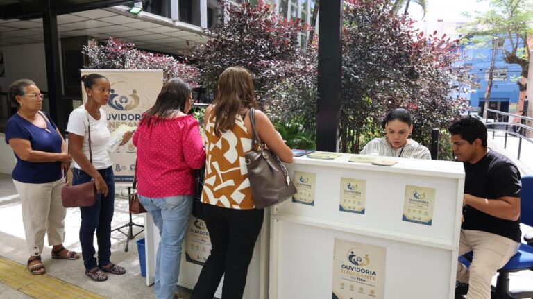 ouvidoria-itinerante-esclarece-duvidas-da-populacao-no-forum-das-familias,-em-salvador