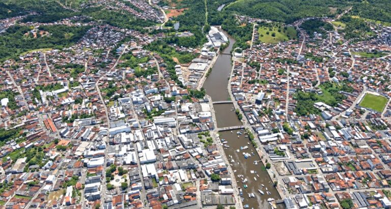 valenca,-20-anos-depois:-uma-cidade-com-outra-cara-e-novos-caminhos
