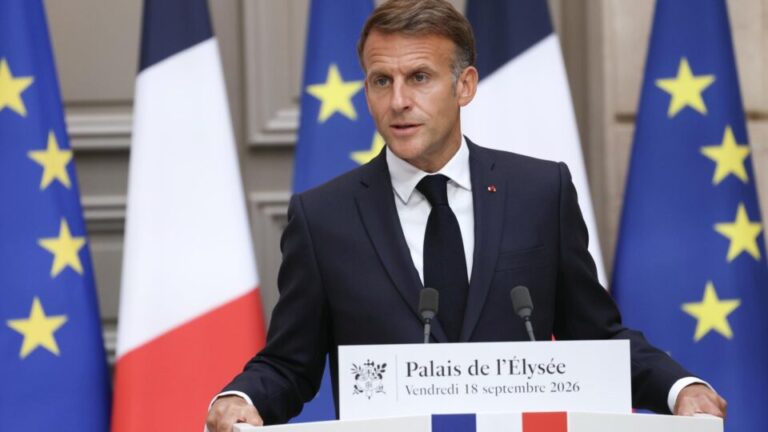 Macron reúne líderes políticos e manda França se preparar contra ataques híbridos da Rússia macron-reune-lideres-politicos-e-manda-franca-se-preparar-contra-ataques-hibridos-da-russia