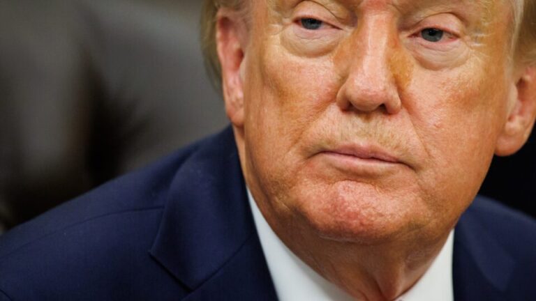 trump-cogita-eliminar-o-ira,-mas-nao-descarta-chegar-a-um-acordo