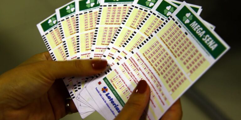 Mega-Sena acumula para R$ 38 milhões; confira os números sorteados mega-sena-acumula-para-r$-38-milhoes;-confira-os-numeros-sorteados