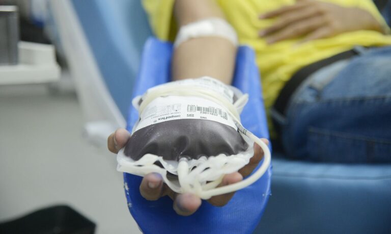portaria-libera-doacao-de-sangue-de-pessoas-com-mais-de-70-anos