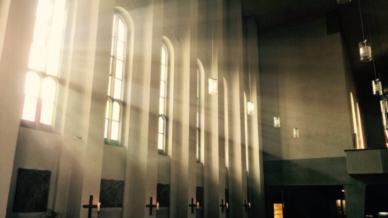 vizinhos-processam-capela-catolica-e-impedem-construcao-de-santuario-mariano