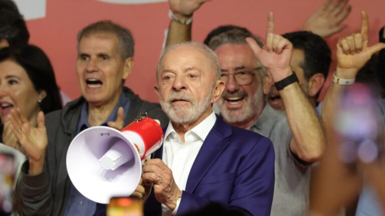 lula-enfrenta-tabu-historico-para-superar-flavio-bolsonaro-no-segundo-turno