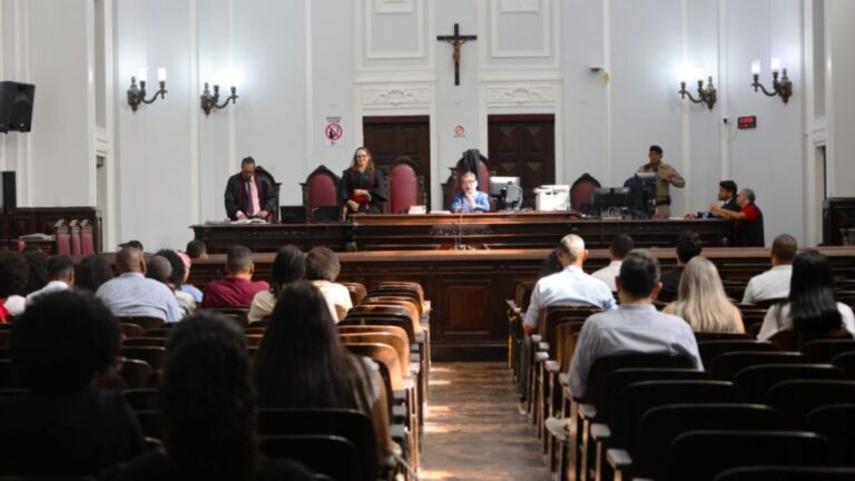 TJBA Mais Júri: acusados pelo homicídio do cabeleireiro Valdir Macário são condenados tjba-mais-juri:-acusados-pelo-homicidio-do-cabeleireiro-valdir-macario-sao-condenados