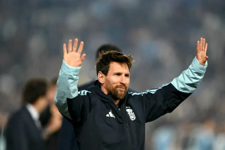 fim-de-uma-era:-messi-se-aposenta-da-selecao-argentina-apos-21-anos