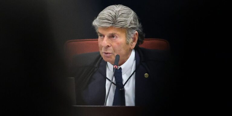 fux-pede-acesso-a-processos-contra-jair-bolsonaro-no-stf